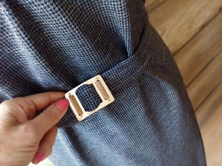 Sukienka z połyskiem L