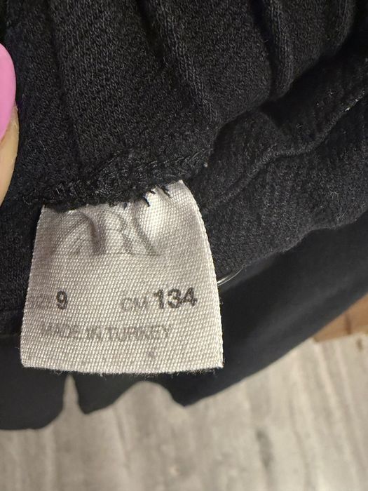 Zara spodnie 134