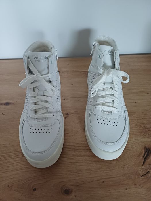 Remonte sneakersy damskie skórzane 40 / 39,5 – białe – 25,5 cm – High Top - jak nowe
