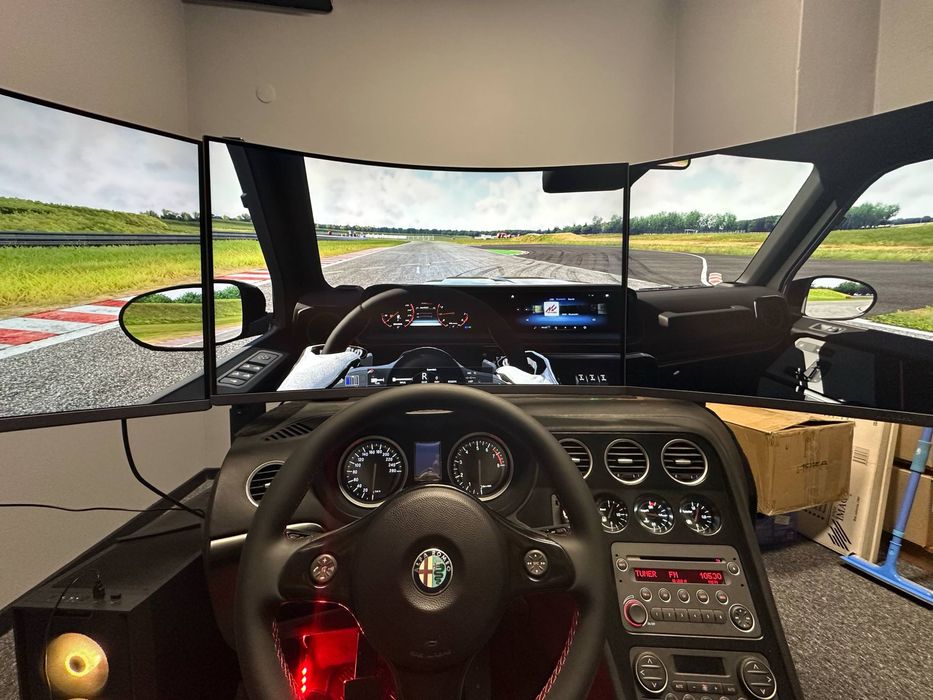 Stanowisko do nauki jazdy OSK SIMRACING OPIS