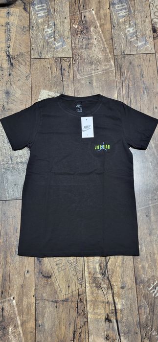 Jordan czarna koszulka logo neon męska t-shirt młodzieżowa M