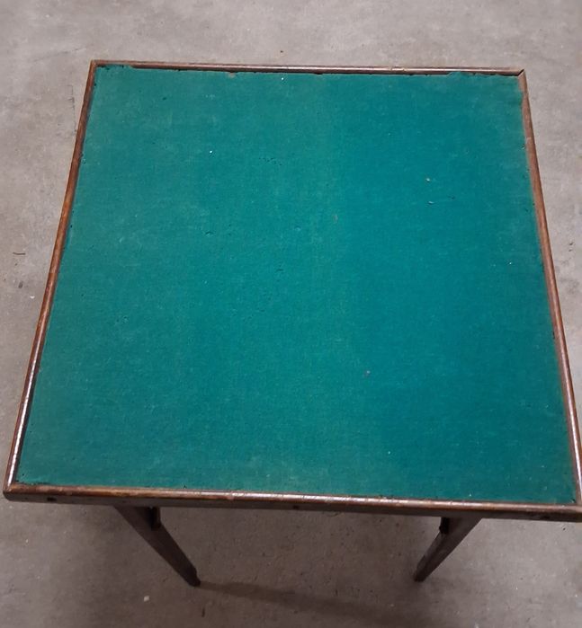 Mesa de jogo "Vintage" em Mogno