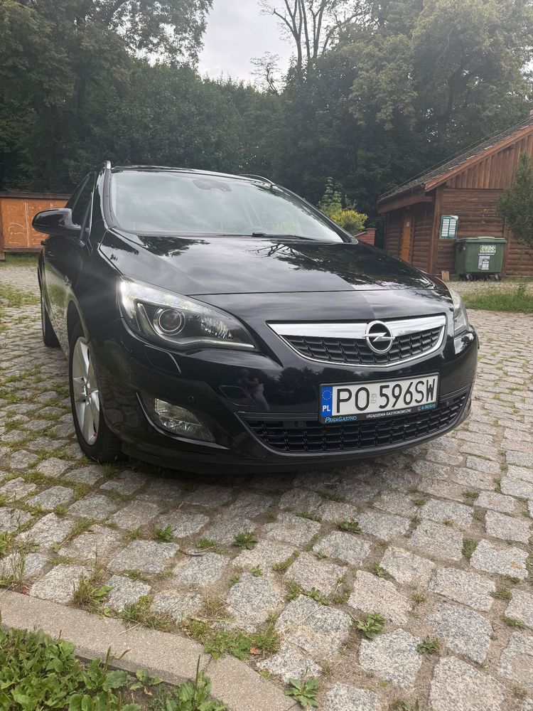 Opel Astra 1.4 T Cosmo