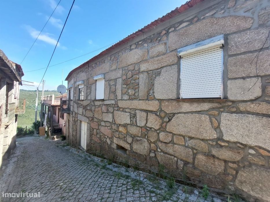 Moradia Rústica T3 Venda em Girabolhos,Seia