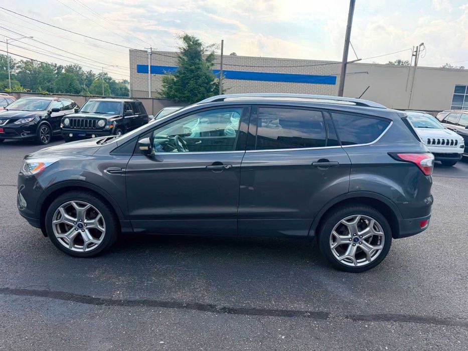 Ford Escape Titanium      2018