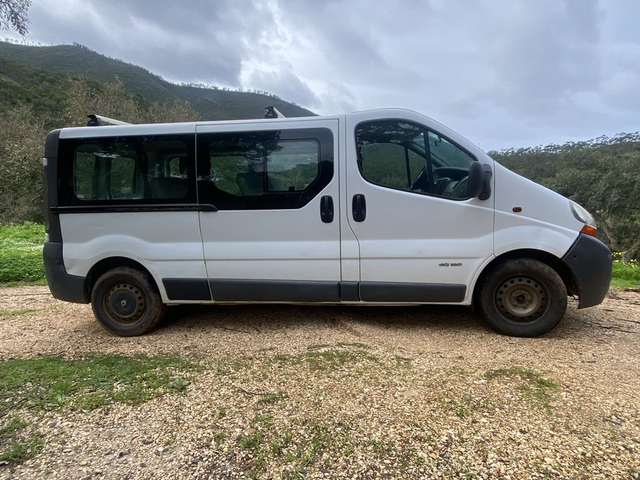 Renault Trafic 9 lugares 2004 2.5dci 140cv