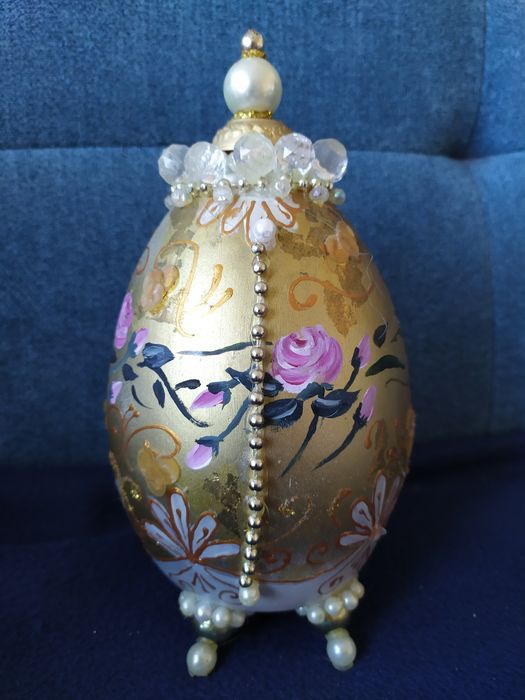 Złote jajo ceramiczne ręcznie malowane