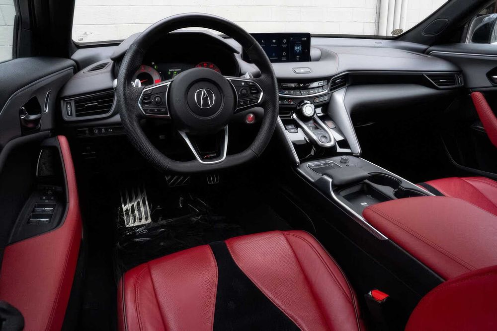 Acura TLX      2023