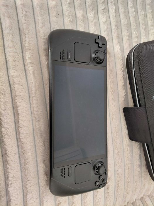 Консоль Valve Steam Deck OLED 1TB Black як новий