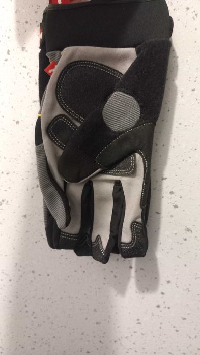 Sprzedam rękawice