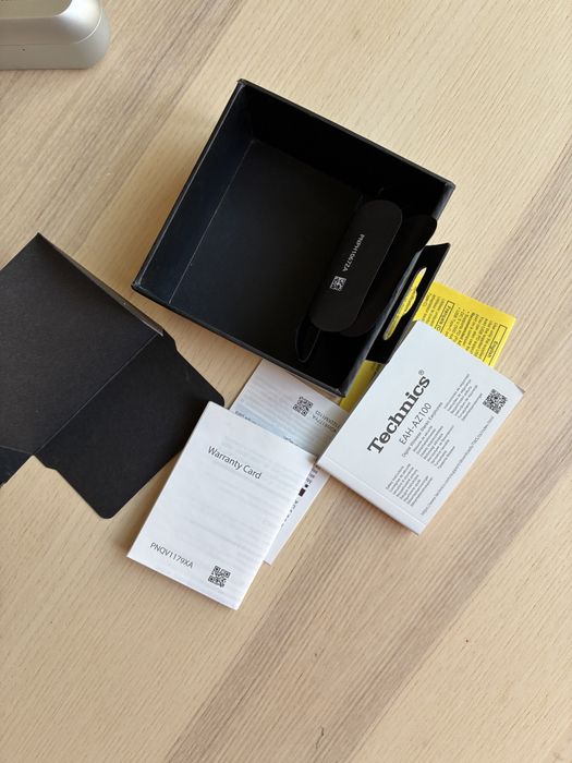 Technics AZ100 Auriculares