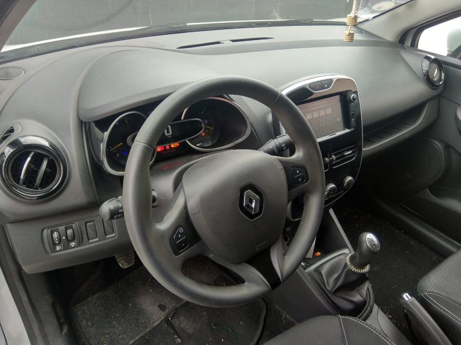 RENAULT CLIO IV - 2015 - Para Peças