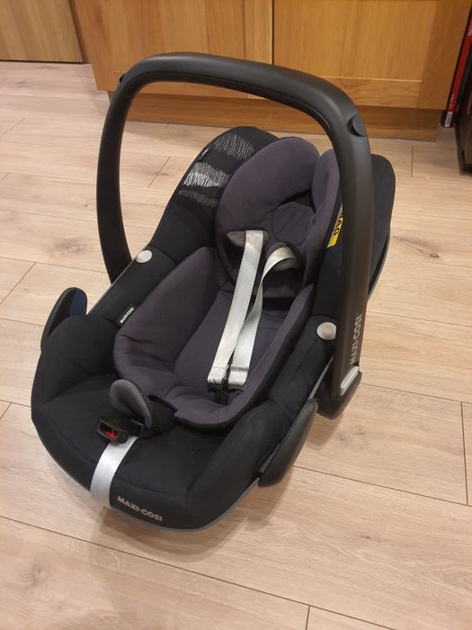 Fotelik/nosidełko + baza do isofix Maxi Cosi I-size