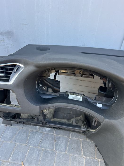 Citroen c4 b7 панель безпеки торпеда.