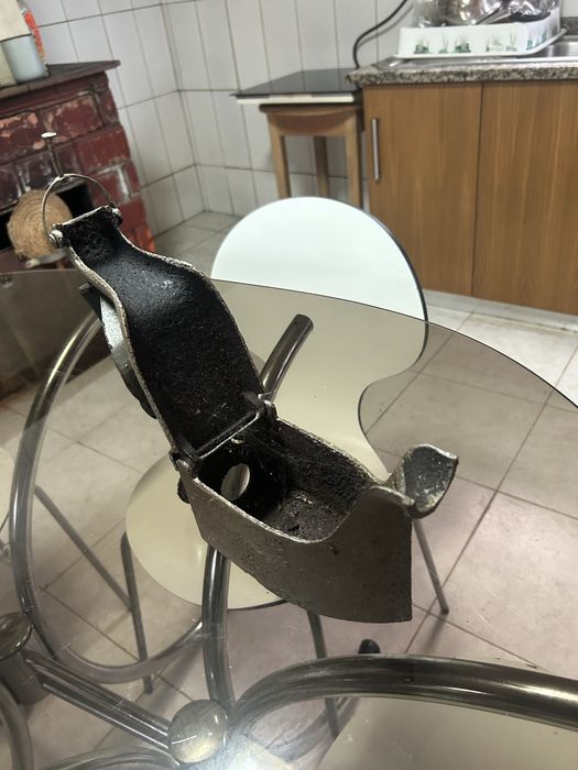 Ferro de engomar a carvao