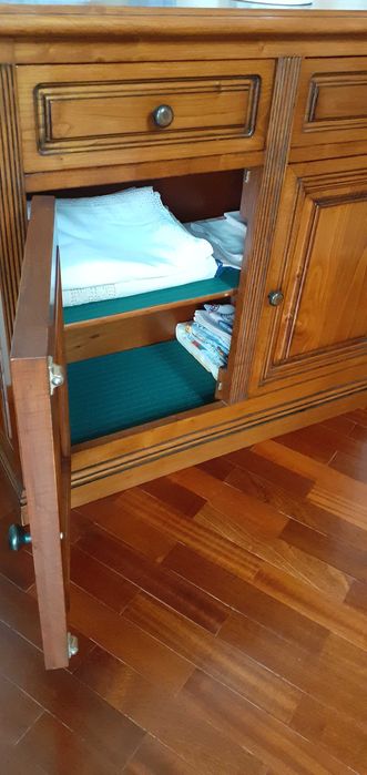 Móvel cerejeira Aparador Louceiro