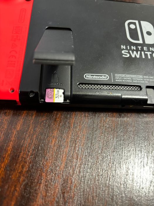 Nintendo Switch Completa + 3 Jogos