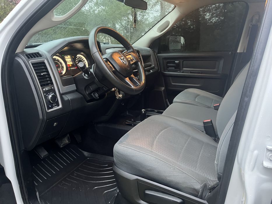 RAM 2500 V8 Heavy Duty 4x4