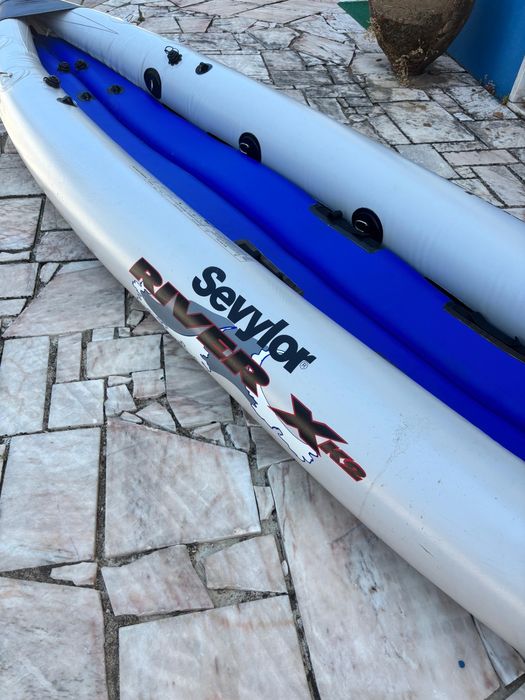Vendo Kayak em otimo estado como novo