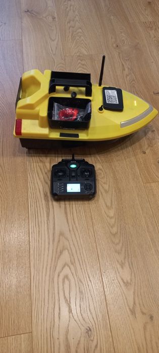 Łódka zanętowa flytec v020