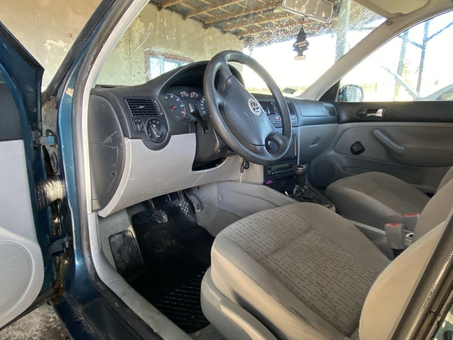 Розборка/Продаж запчастин Volkswagen Golf 4 двигуни1.4/1.6/1.8/1.9