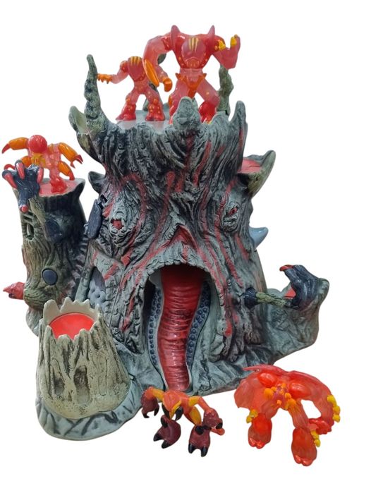 Gormiti twierdza Wulkan plus figurki