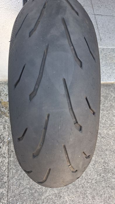 Pneu Michelin Power 6 190/50