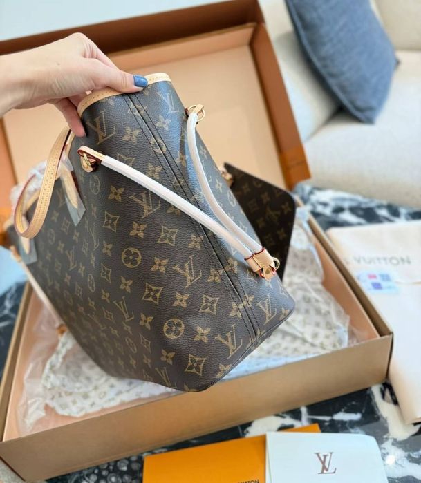 Torebka damska Neverfull, skóra w pudełku