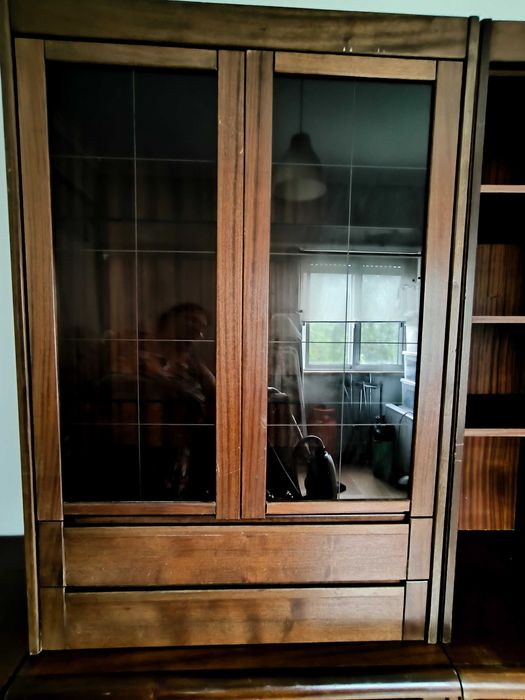 Móvel de sala em mogno, em bom estado