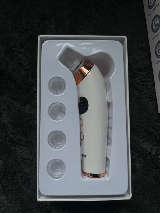 Nowy vacuum remower do twarzy. Oczysczenie , usuwanie