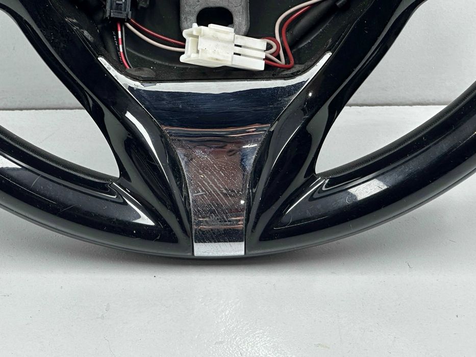 Volante - Renault Clio IV (2013)