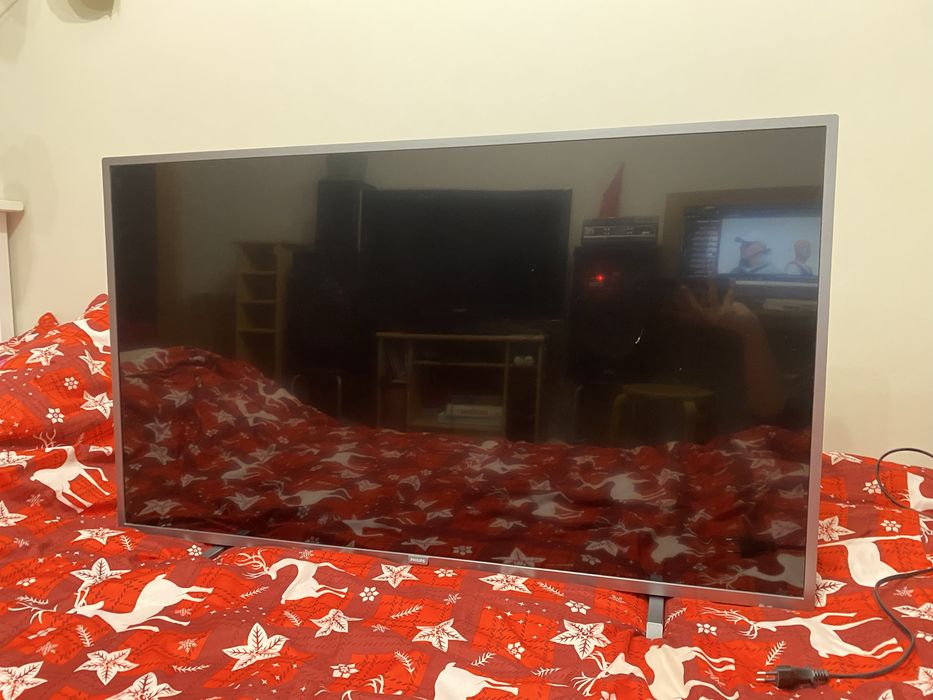 Telewizor Philips 43PUS6523/12 uszkodzony