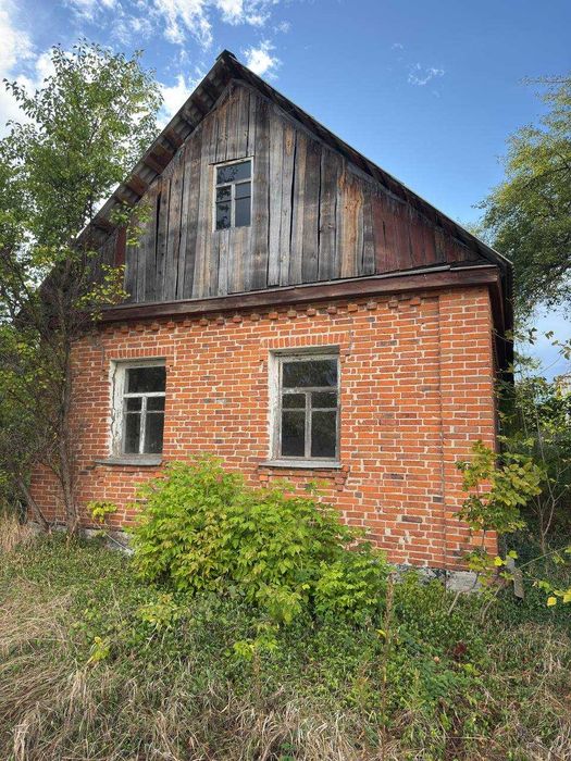 Велика ділянка 32,5 соток з будинком у с. Дружня, Бородянський район