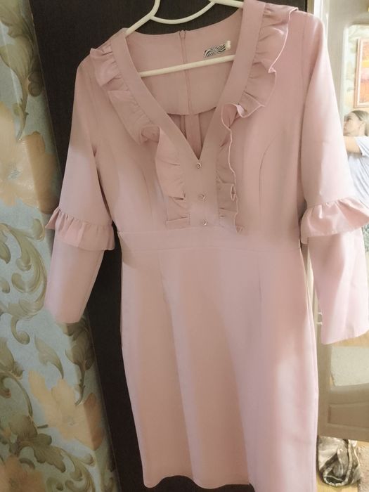 Женское платье...