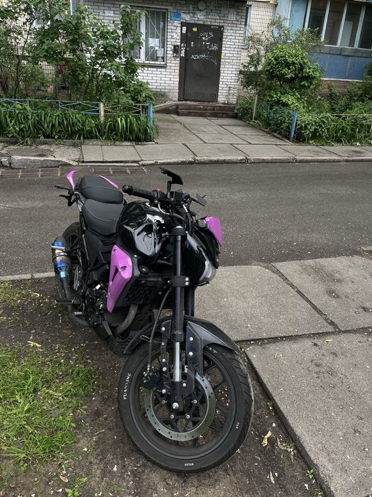 Lifan sr220.
