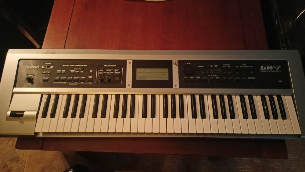 Roland GW-7 Workstation