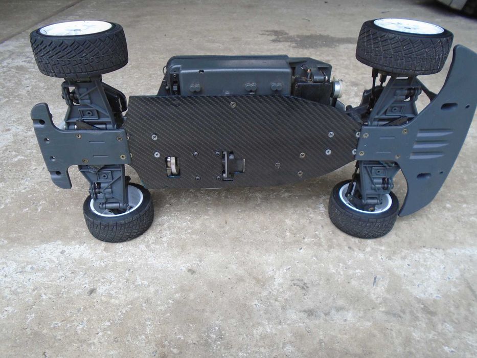 TAMIYA TGX Mercedes DTM AMG 4WD 1:8 NITRO  Spalinowy Model RC