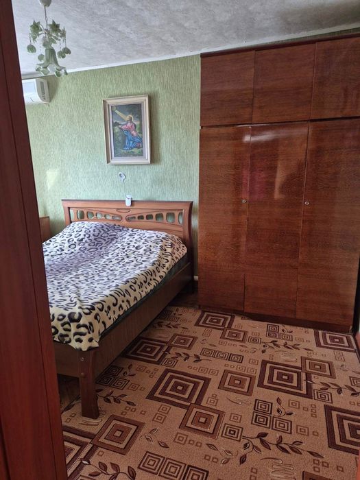 Продам добротний будинок