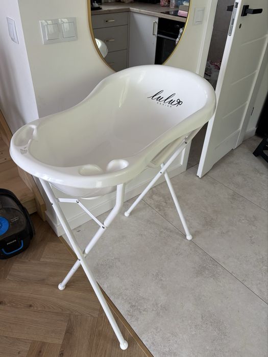 Wanienka LuLu ze stelazem