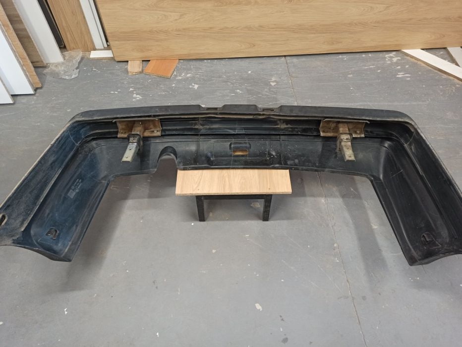 tylny zderzak polonez caro