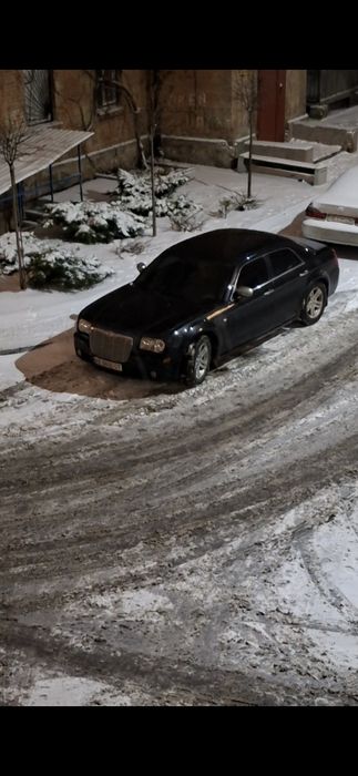 Chrysler 300С. 2.7