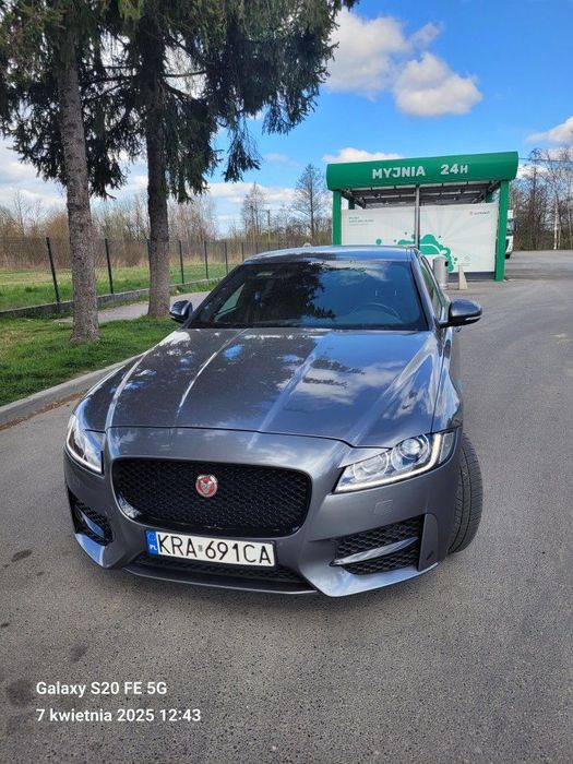 Jaguar XF