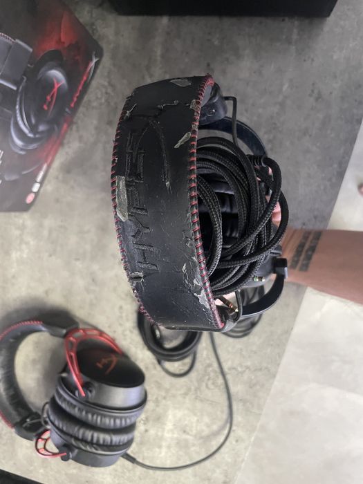 Продам наушники HyperX Cloud core и cloud alpha