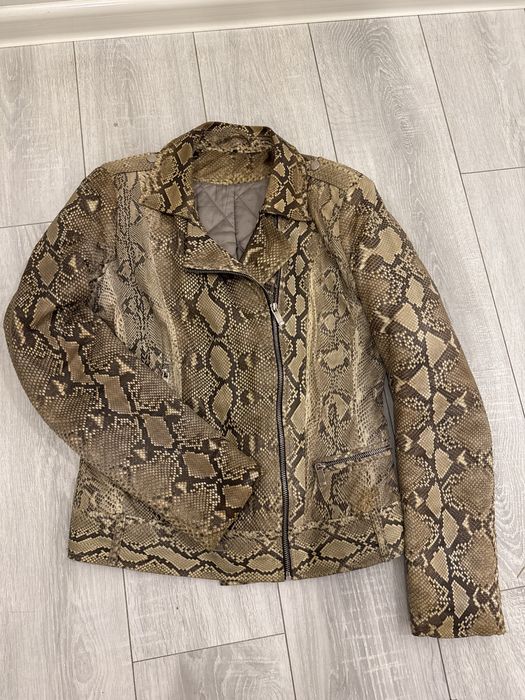 Куртка косуха натуральна шкіра пітона