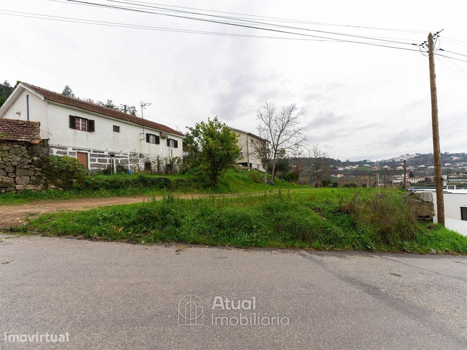 Terreno  Venda em Lustosa e Barrosas (Santo Estêvão),Lousada