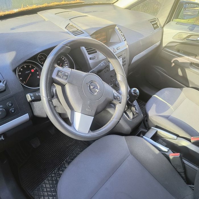 Sprzedam Opel Zafira