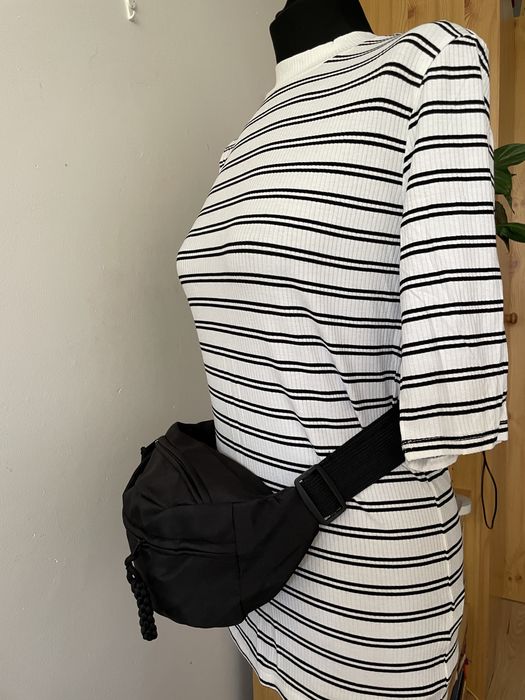 Pojemna nerka saszetka