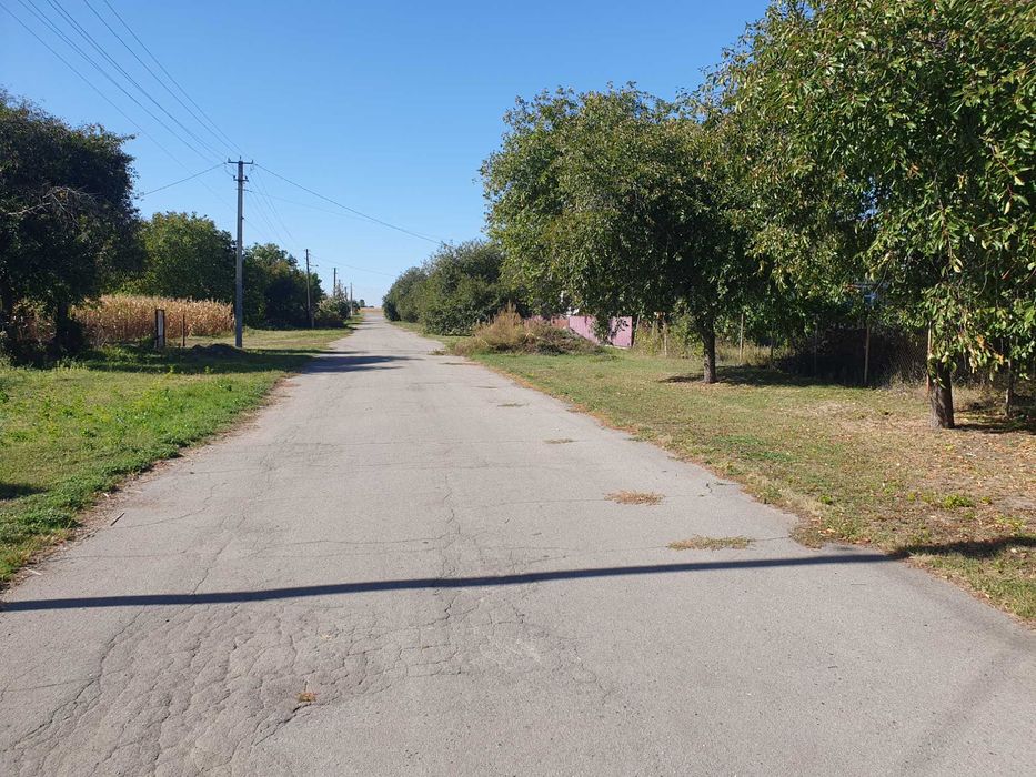 Продаж будинку в селі