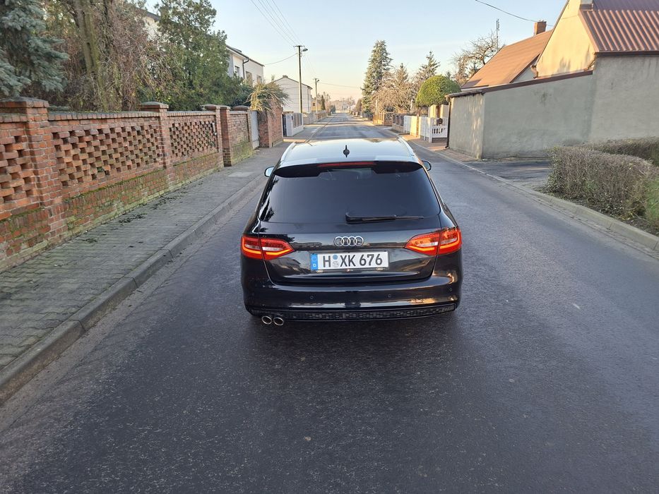 Audi A4 2.0Tdi 190km sline