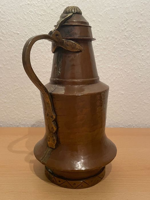 Старовинний кухоль